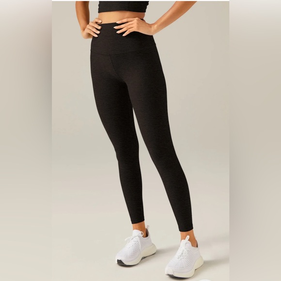 Beyond Yoga Pants - BEYOND YOGA Caught in the Midi Leggings Size M Solid Black